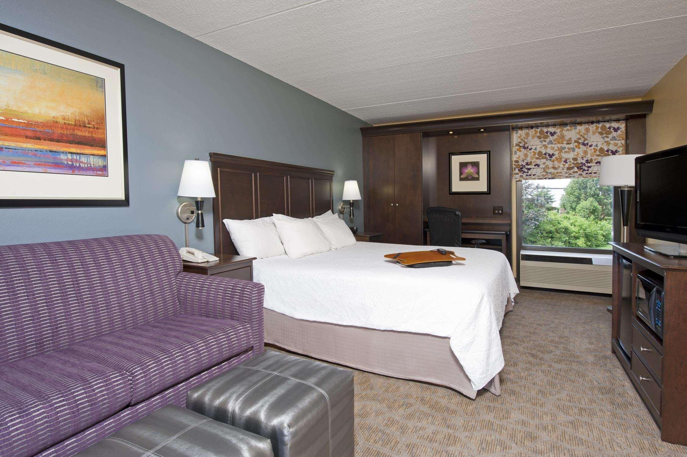 Hampton Inn Джейнсвілл Екстер'єр фото