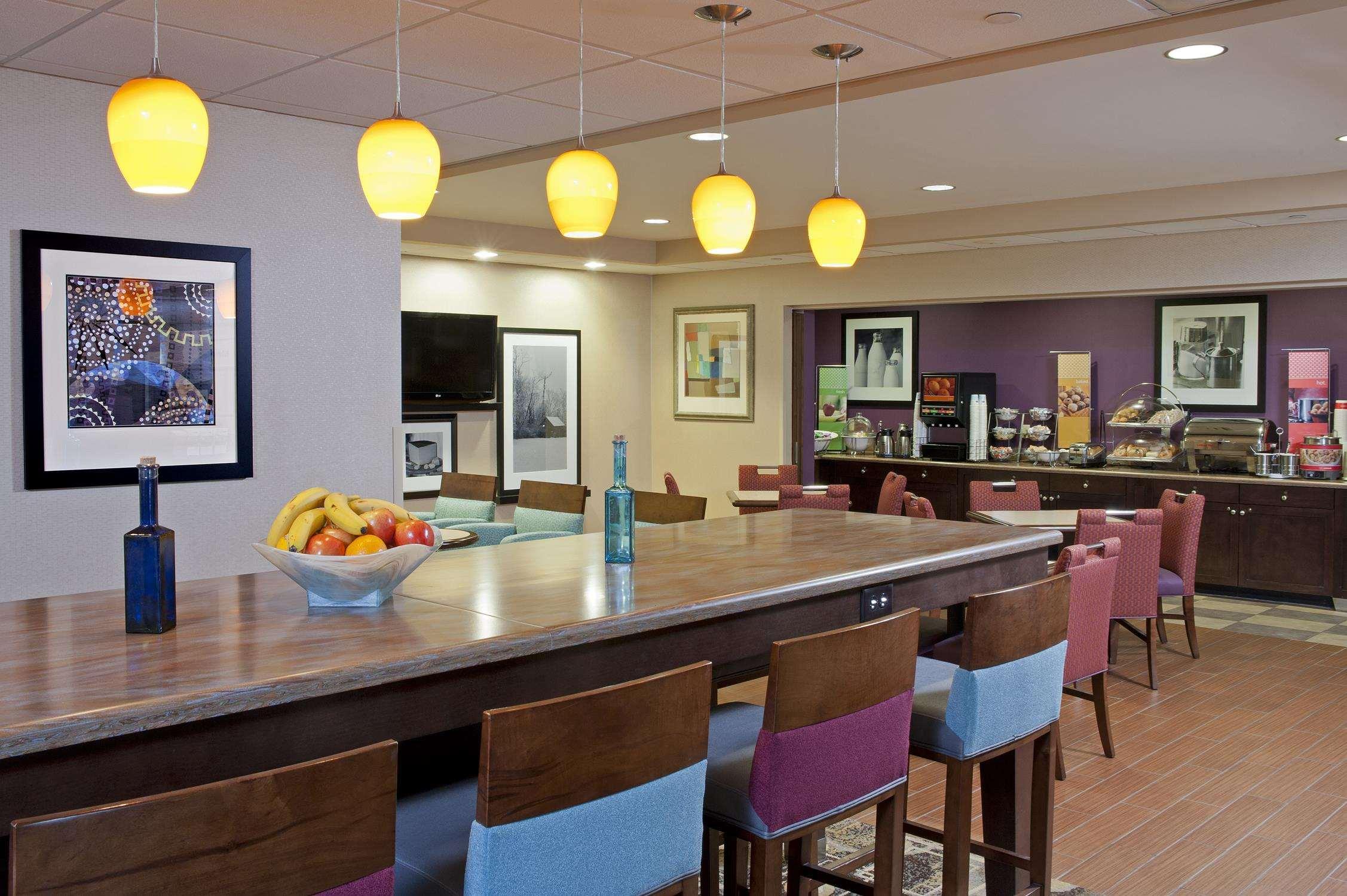 Hampton Inn Джейнсвілл Екстер'єр фото