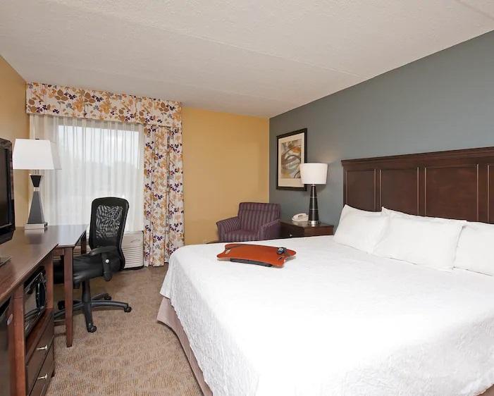 Hampton Inn Джейнсвілл Екстер'єр фото